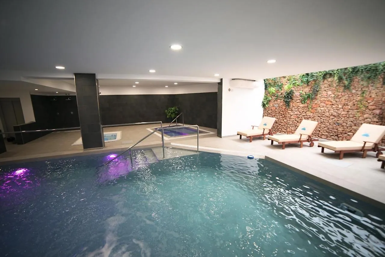 Hibiscus 69 Villa Nerja Tatil Evi